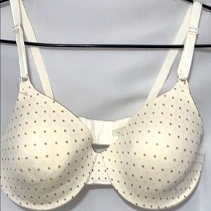 Warner’s WOM size 36C Polka Dot Cream Bra Good clean condition like new